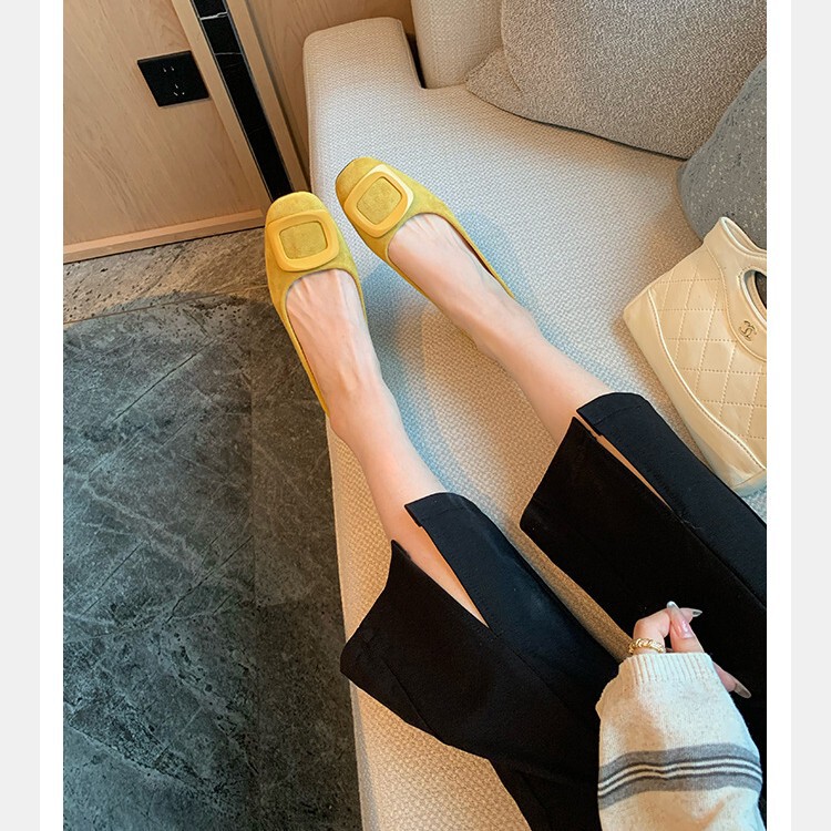 葡萄妈同款现货~ 气质圆头方扣浅口绒面通勤百搭舒适单鞋女春秋|undefined