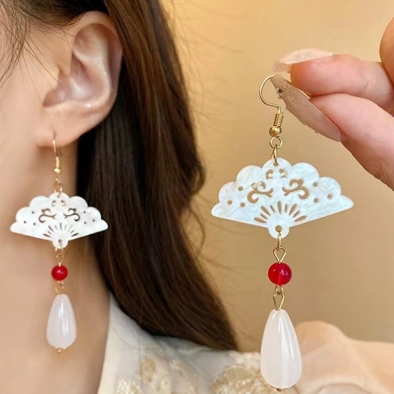 Earrings with tassels
