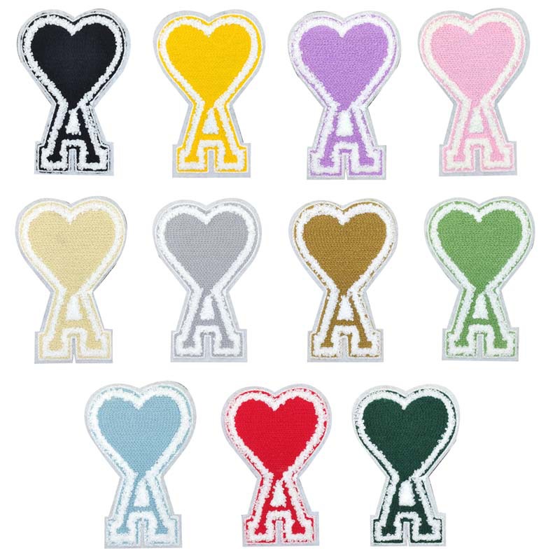 多色桃心绒电脑毛巾绣花章 爱心字母A字布贴 加胶烫压贴标辅料