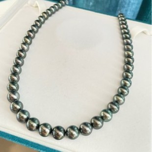 Rich Black Green Tahitian Pearl Necklace 8.5-9.9mm Perfect Round Extremely Bright Mirror Gloss with Slight Flaws
