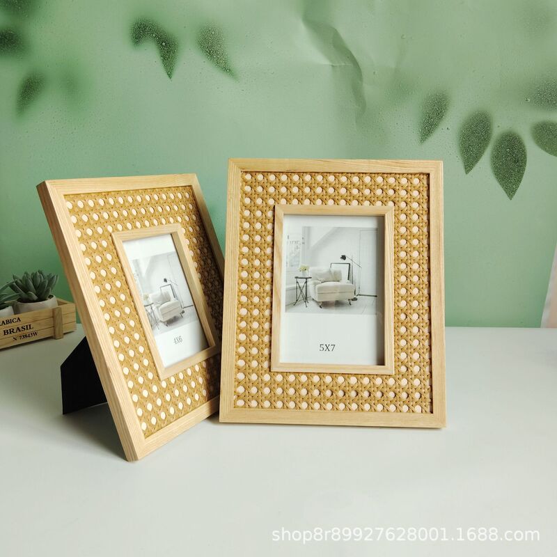 Fraxinus mandshurica primary color solid wood frame inlaid rattan photo frame, original soft simple photo frame table