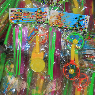 Children's bamboo dragonfly fan set flying fairy bag childhood nostalgic toys flying saucer frisbee night market stall
