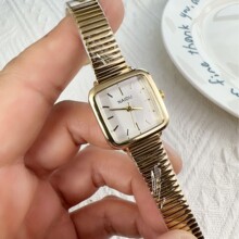 ���Ÿִ��ֱ�Ů���������շ���ʯӢ��ѧ��ͨ�����з羭��С��Ů��