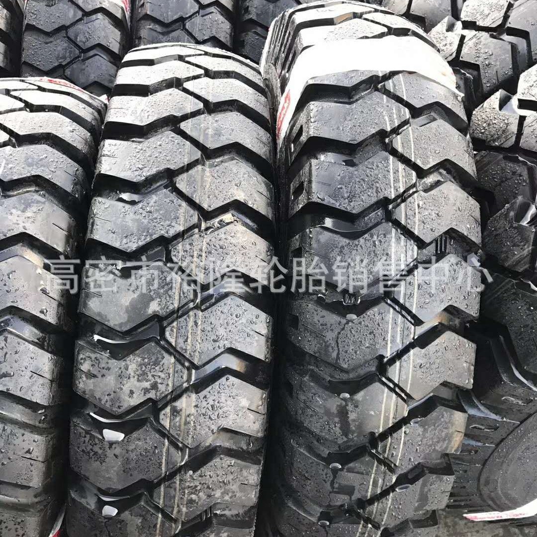 尼龙矿山两大块11.00/12.00/14.00-20 13-20 轮胎