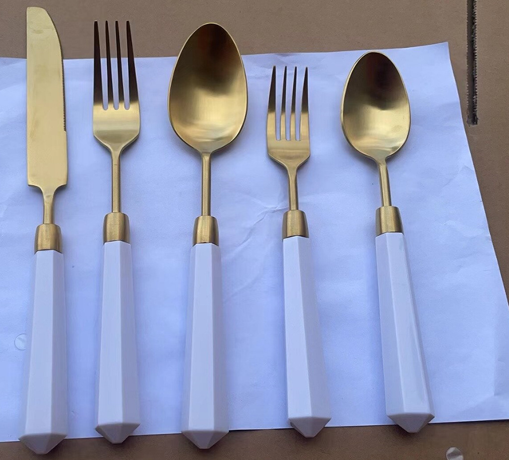 화이트 핸들 골드 헤드