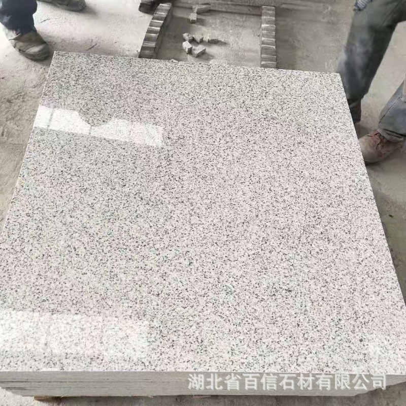 芝麻白小花