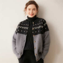 Lekasha cashmere 山羊绒女圆领宽松提花毛衣外套秋冬拼色针织衫