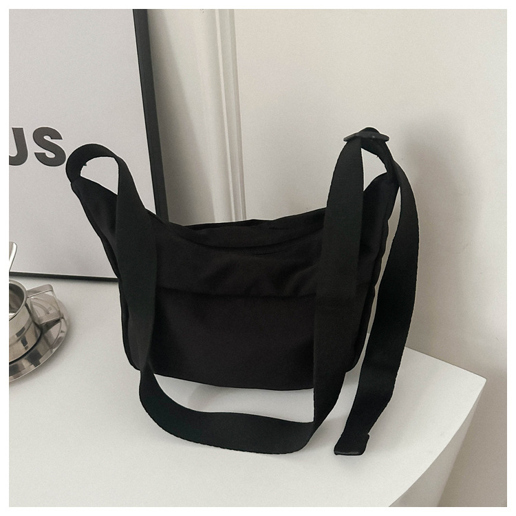 Internet celebridad personalizada moda simple especial todo partido bolsa de color sólido bolso de las mujeres diario casual moda crossbody bolso de hombro