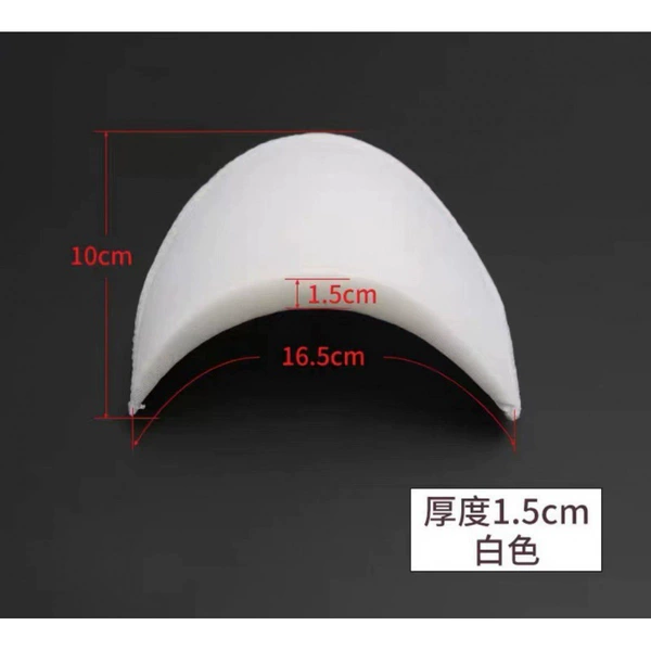 5 sets of 1.5 medium thick (white) sponge shoulder pads. Color allocation can be noted.