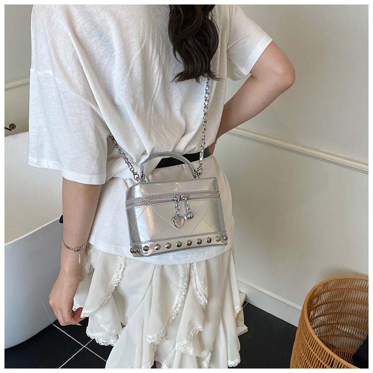 Korean style fashionable handbag for women 2025 summer new style small square bag, simple embroidered thread chain single-shoulder crossbody bag undefined
