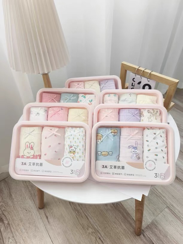 Coke Pear Bento Box Children's Underwear Cartoon Pure Cotton Boys and Girls Boxer Briefs 3 Pack Blind Box