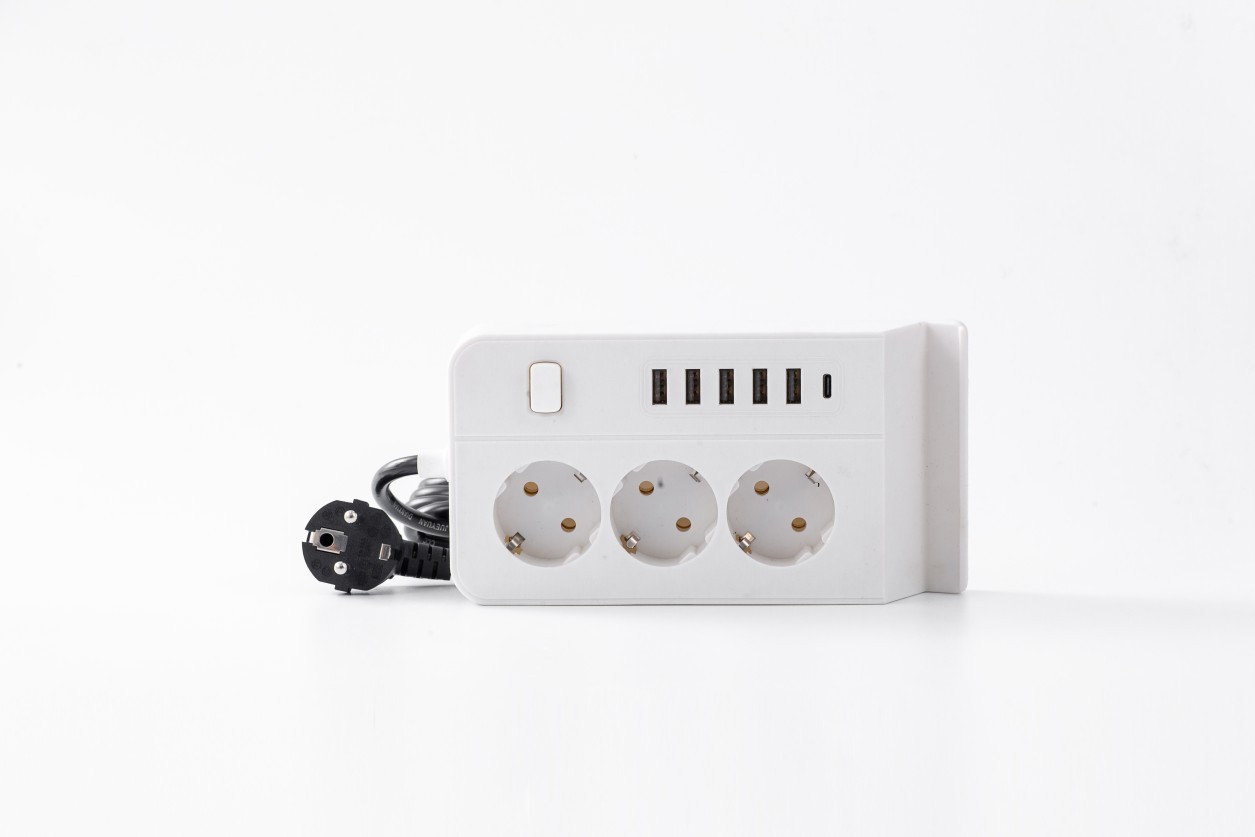 Fábrica directa transfronteriza enchufe Euro enchufe USB enchufe tipo-C enchufe multifuncional enchufe tablero de conexión 2m