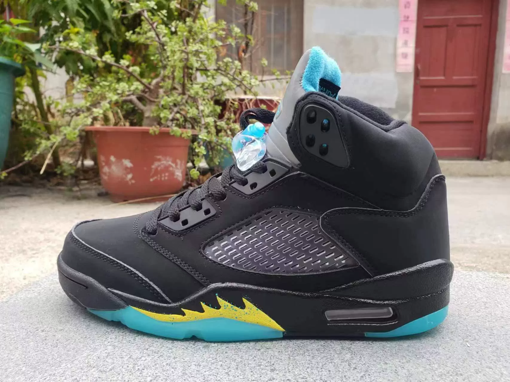 Putian Pure Original Shoes AJ5 White and Blue Candy Bull Chameleon Black Yellow Black Gray Mandarin Duck Qiao 5 Sports Men's and Women's Basketball Shoes
