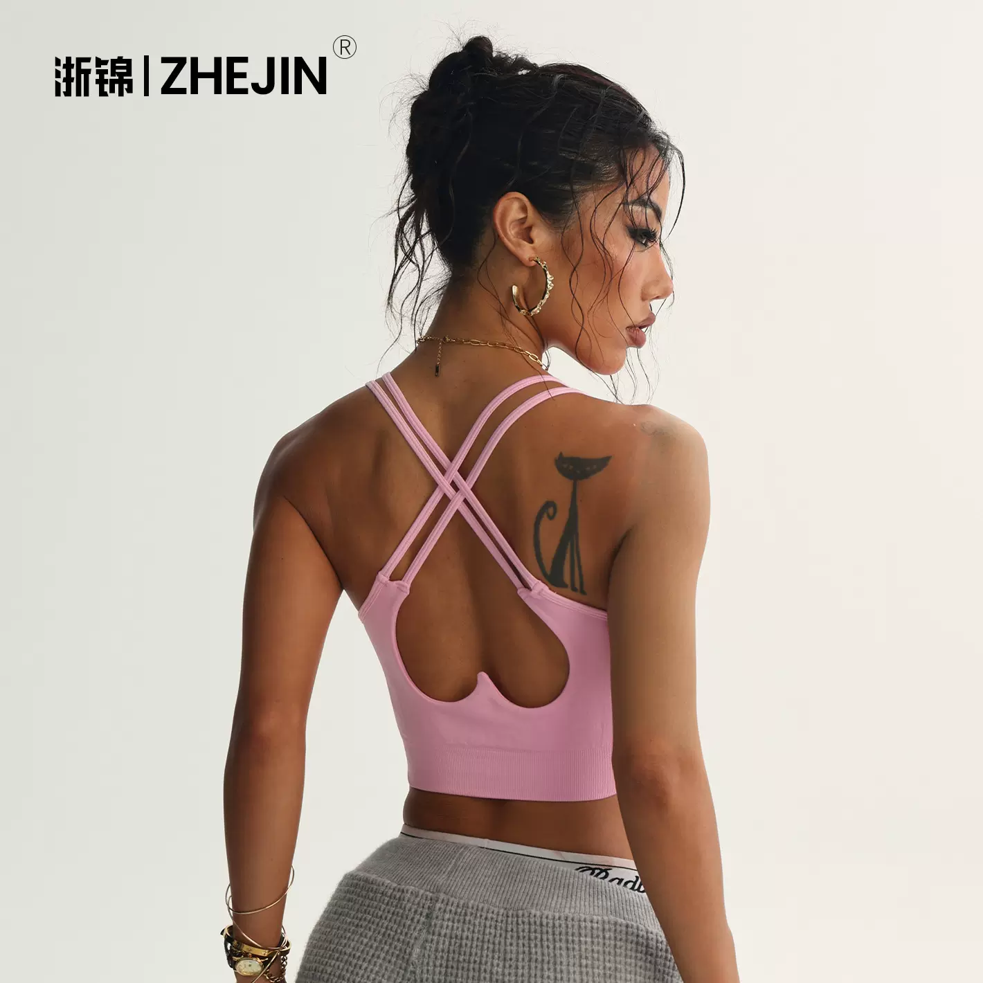 浙锦欧美跨境无缝瑜伽服女性感健身桃心交叉美背瑜伽文胸运动内衣