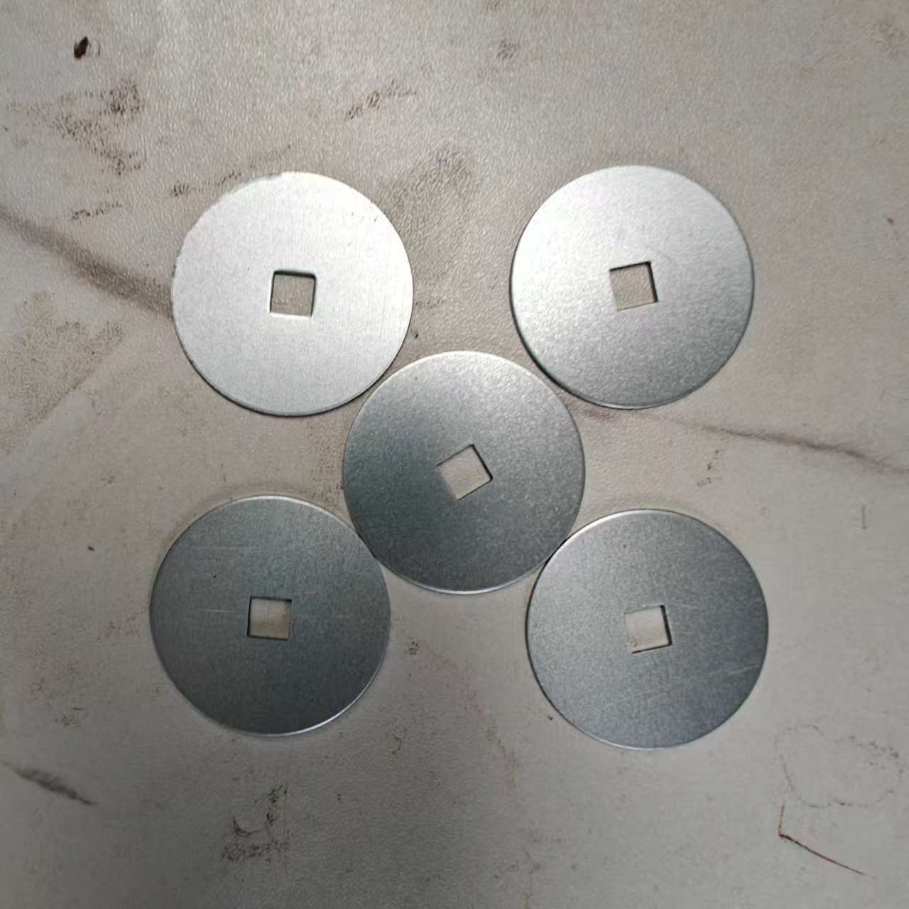 Round Iron Sheet Accessories Disc Production Stainless Steel Disc Disc Laser Cutting Parts Stamping Parts Processing