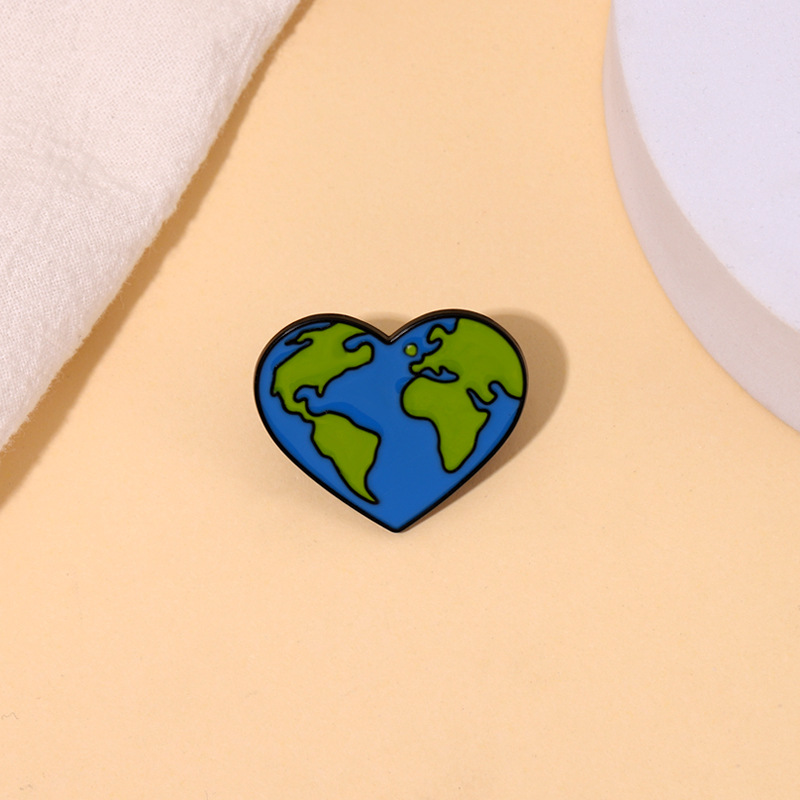 13g Weight Brooches Classification Fashion Pin Geometric Heart Shape Alloy Enamel Unisex Brooches