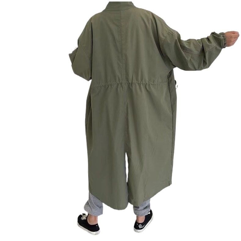 韓国のchi秋冬のレトロな怠惰な風の立襟の単列のボタンのゆったりとしたカジュアルな長袖の中の長いスタイルのコートの女性