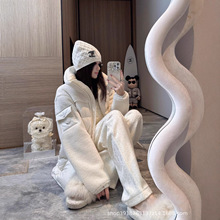 蒙家90绒秋冬新款白鹅绒皮草系列羊羔毛皮毛一体立领女款羽绒服