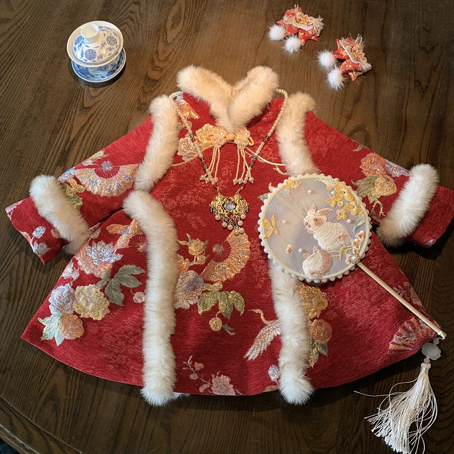 Niño estrella redonda ropa de Año Nuevo 2025 nuevo vestido de invierno vestido de aniversario de niña estilo nacional cheongsam vestido de princesa de estilo chino