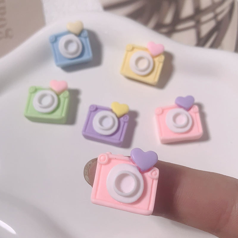 Nueva cámara de amor de dibujos animados, accesorios de resina de bricolaje, gel de crema, accesorios para el cabello, colgantes de carcasa para teléfono móvil, agujeros, zapatos, accesorios de hebilla