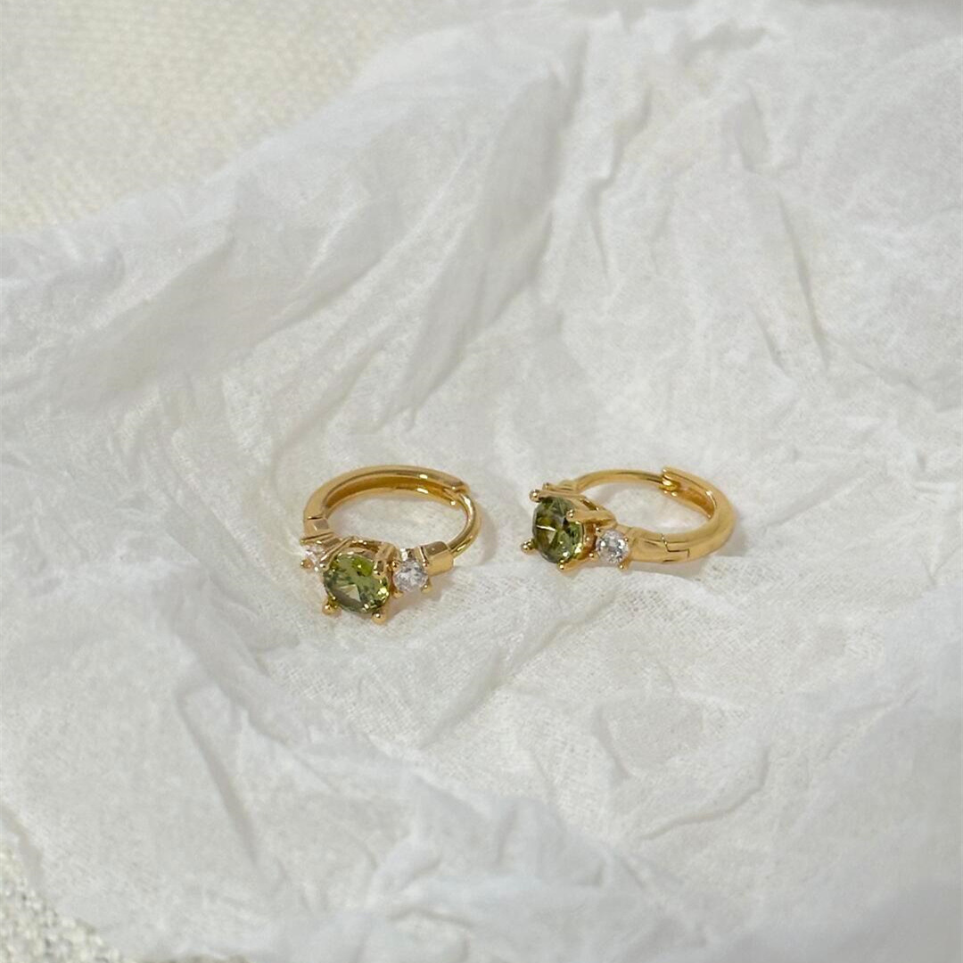 Boucles d'oreilles puce en zircon vert olive style chinois chic_voghion.com