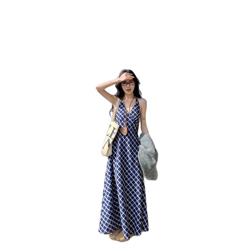 ブルーチェック柄ホルターネックドレス女性の夏 2025 新しいウエストバックレスロングレトロ海辺休暇サスペンダースカート|undefined