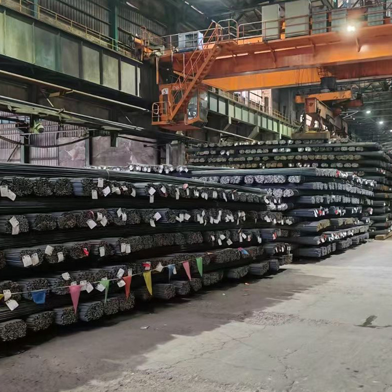 Barras de acero de tornillo terciarias resistentes a terremotos laminadas acabadas de acero de tornillo de acero en el sitio de construcción de acero de tornillo de tornillo de estribón procesamiento al por mayor spot