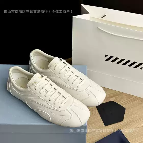 TOP SHOES European Style Unisex Sneakers for Men and Women, New Spring/Autumn Casual Flat Lace-Up Sports Shoes