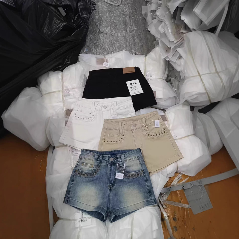 American Retro Distressed Low-Waist Hot Girl Denim Shorts for Women 2025 Summer New Slim Fit Hot Pants 7132