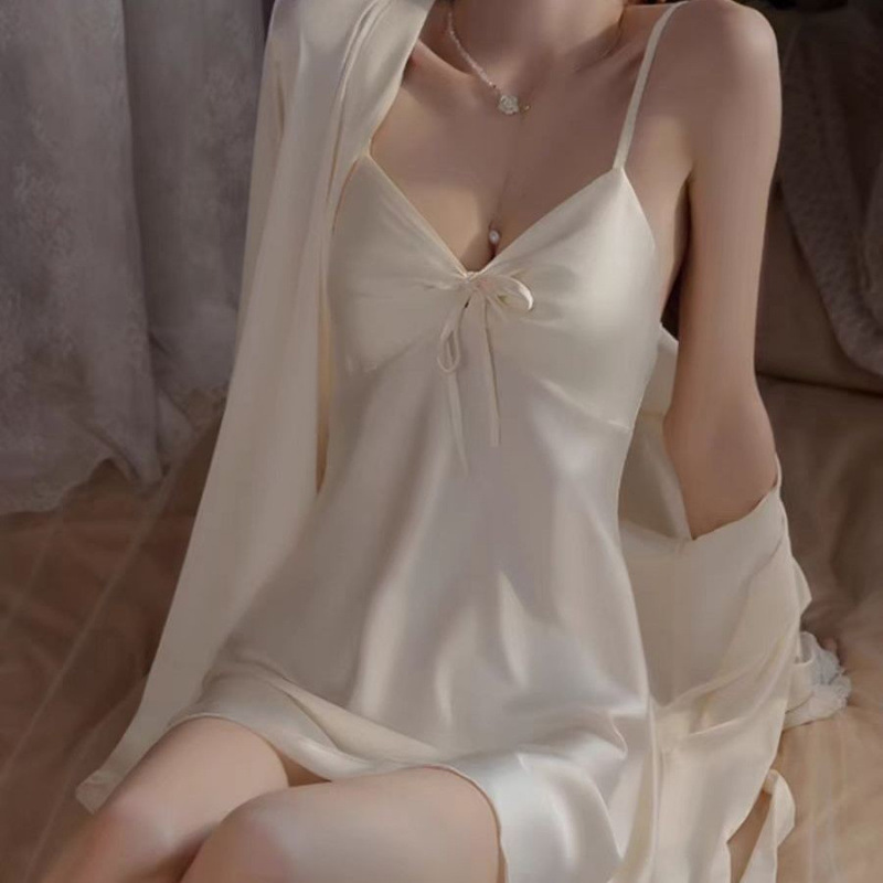 2025 新しいセクシーなパジャマ女性の夏スタイル胸パッドアイスシルクパジャマ純粋な欲望スタイルサスペンダーナイトガウンハイエンドセット|undefined