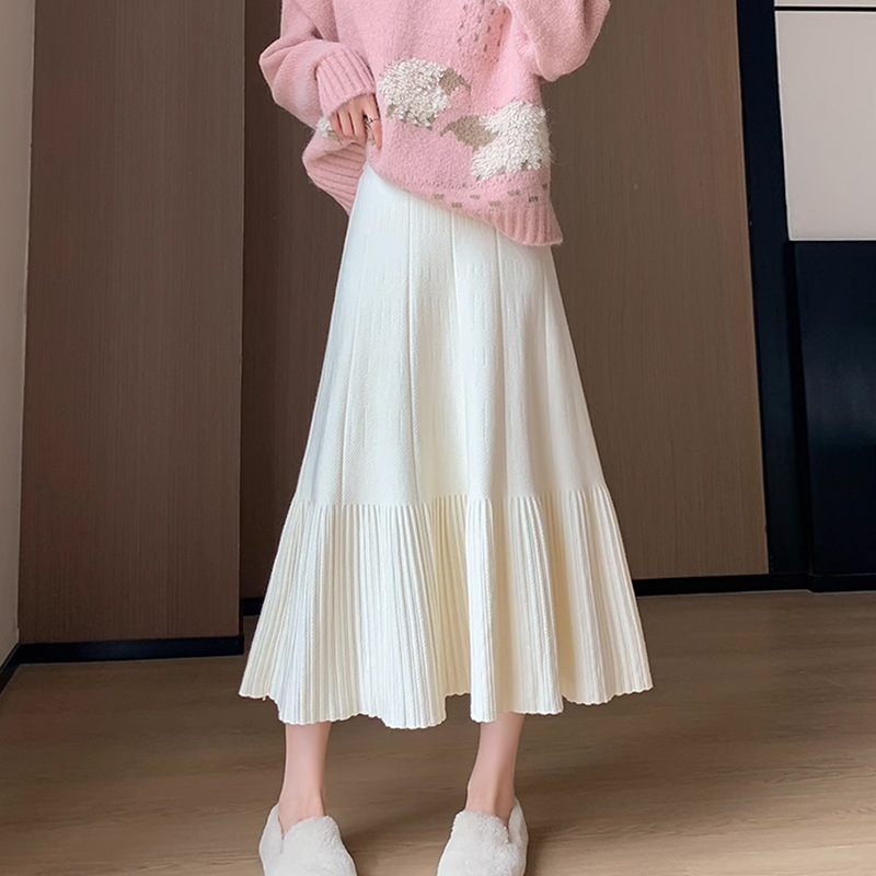 Knitted Pleated Skirt Women's Autumn and Winter 2024 New High Waist Slimming Mid-length A- line Umbrella Skirt