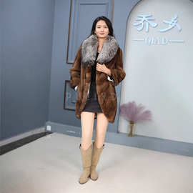 新款真皮草女款整皮水貂银狐大毛领女款大衣裘皮外套