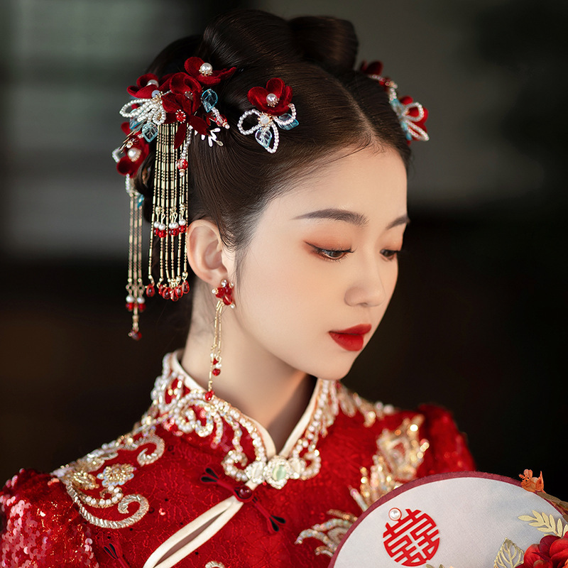 2023新款秀禾头饰新娘敬酒服红色绒花套装简约大气结婚礼和服发饰-阿里巴巴