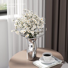 �ҕ���Ӱ巿�廨ƿ�Еr���b�Ʒ�[������ܛ�մ��p�ݿ͏d�F��