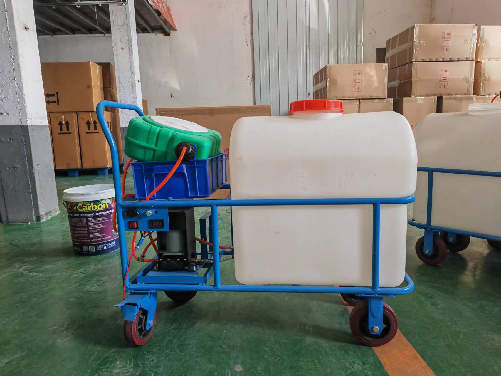 云南手推式电动打药机 蔬菜大棚喷雾器养殖场消毒机160升容量厂家