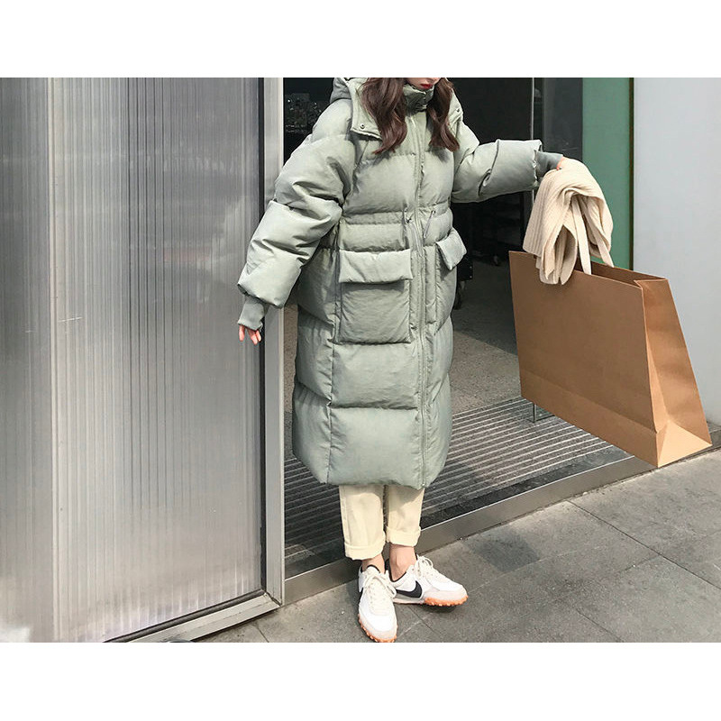 밝은 녹색 회색