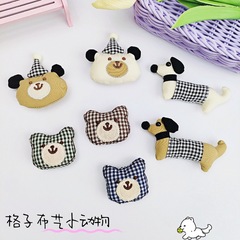 韓国版の新しいチェック柄生地の子犬とクマのかわいい動物ブローチアクセサリー帽子スカーフ DIY 装飾アクセサリー