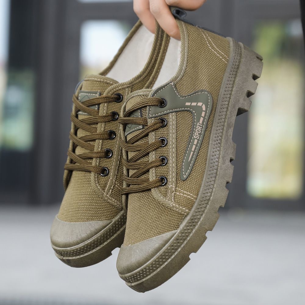 Labor protection shoes for men in spring