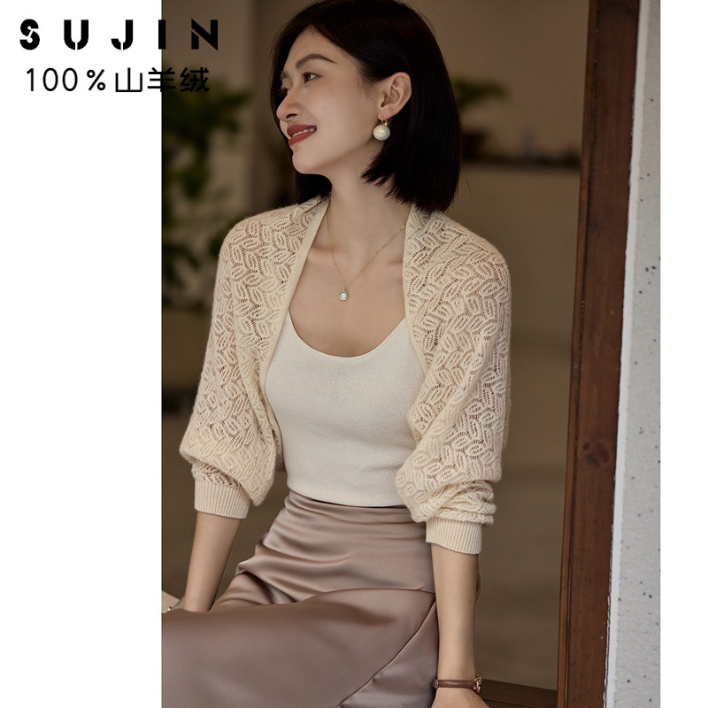 新款轻奢100%纯山羊绒镂空围巾针织小披肩女简约文艺保暖百搭外套