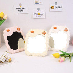 塑料卡通萌萌羊化妝鏡台式化妝鏡桌面公主鏡梳妝鏡學生可愛壁掛鏡