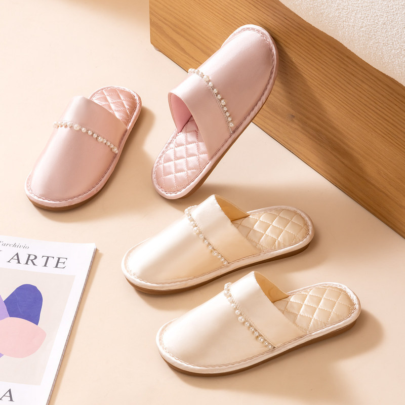 Satin home slippers with soft soles, non-slip, silent, breathable, comfortable, pearl-decorated, women's, all-season, indoor, fashionable, versatile, new model