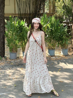 大码v领显瘦波点吊带连衣裙夏减龄甜美小清新海边度假雪纺长裙子