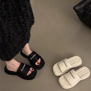 Slippers Women's Outer Wear Summer Thick Bottom 2024 New All-match Comfortable Beach Internet Celebrity Ins Trendy High-end Sandals