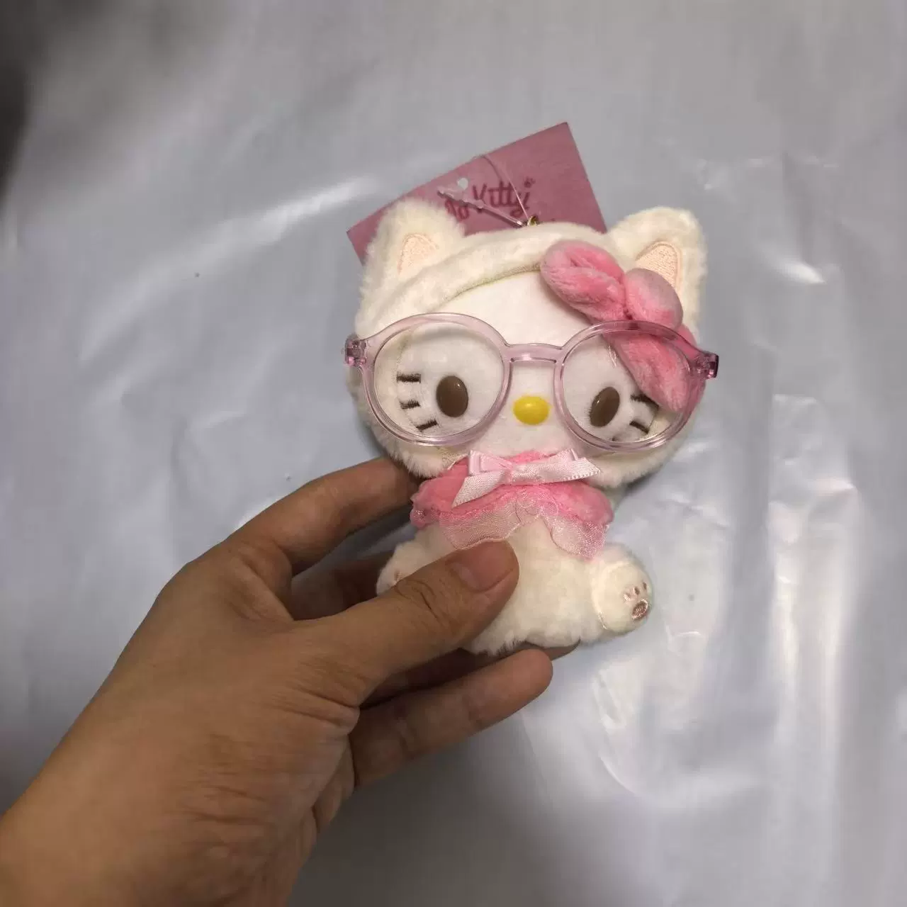 Плюшевый брелок (Sanrio) Hello Kitty, плюшевая кукла-талисман, размеры 10–16 см