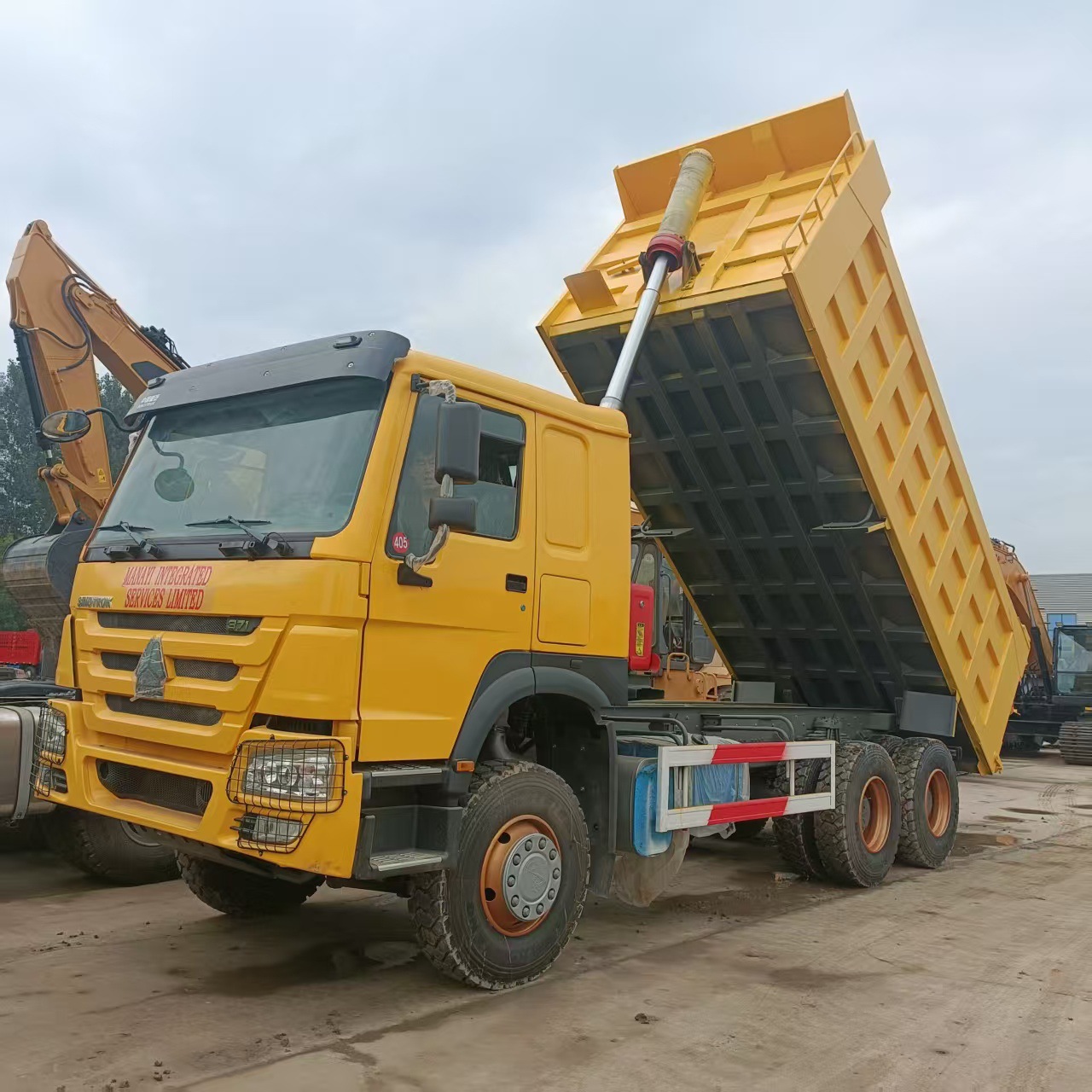 Exported to Africa 99 New 371 Howo Howo 380 Horsepower 20 Cubic Meters Heavy-Duty Dump Truck Engineering Special Dump Truck