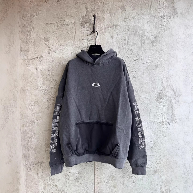 Paris B's New Double-Sleeve Lettered Hooded Sweatshirt, High-Street Style, Loose Fit, Distressed and Heavy-Duty Sports Hoodie Paris B's New Double-Sleeve Lettered Hooded Sweatshirt, High-Street Style, Loose Fit, Distressed and Heavy-Duty Sports Hoodie