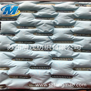 �r���ĺ�һ��p���N�lͨ����ֱ��q�p����ů�ođ��q������ͨ����