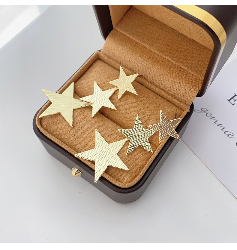 1 Pair Casual Classic Style Star Waves Plating Alloy Drop Earrings display picture 1