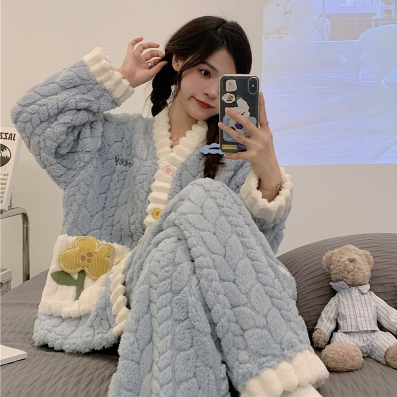 Pijama de mujer otoño y invierno pequeño viento fragrante hojas de terciopelo pijama relajado ocio calentamiento grueso transmisión en vivo ropa de hogar transfronteriza