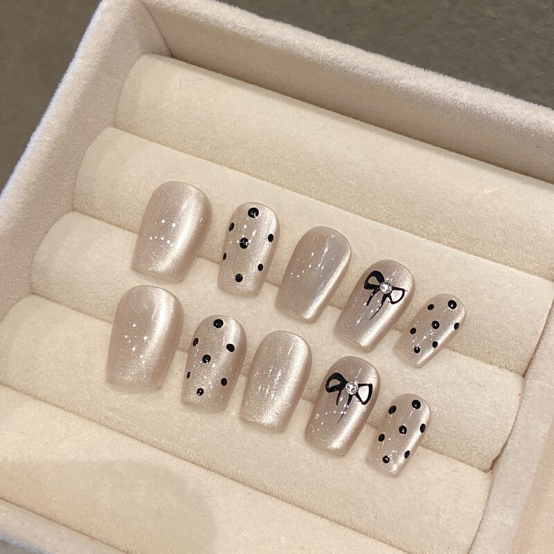 【He Xiaoben Evening Party】Purely Handmade Light Luxury Design Wearable Nails with Butterfly Rhinestones and Polka Dots, Long and Short Wearable Nail Art